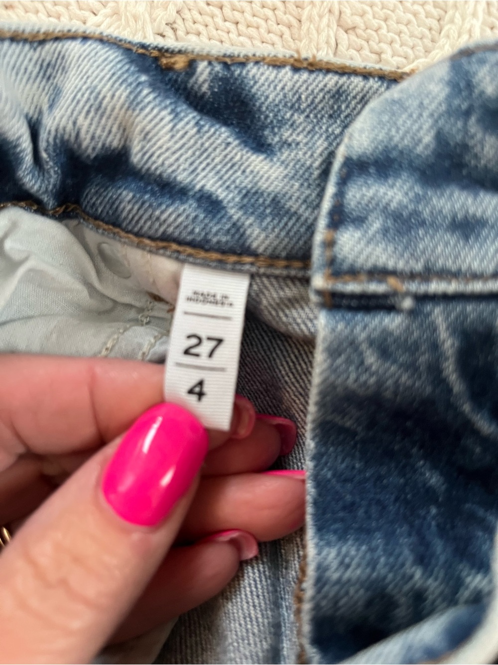 Loft Light Blue Cotton Women’s Denim Jean Shorts Size 4 or 27 Waist - Picture 3 of 15